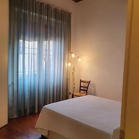 In Splendido Palazzo Rinascimentale *